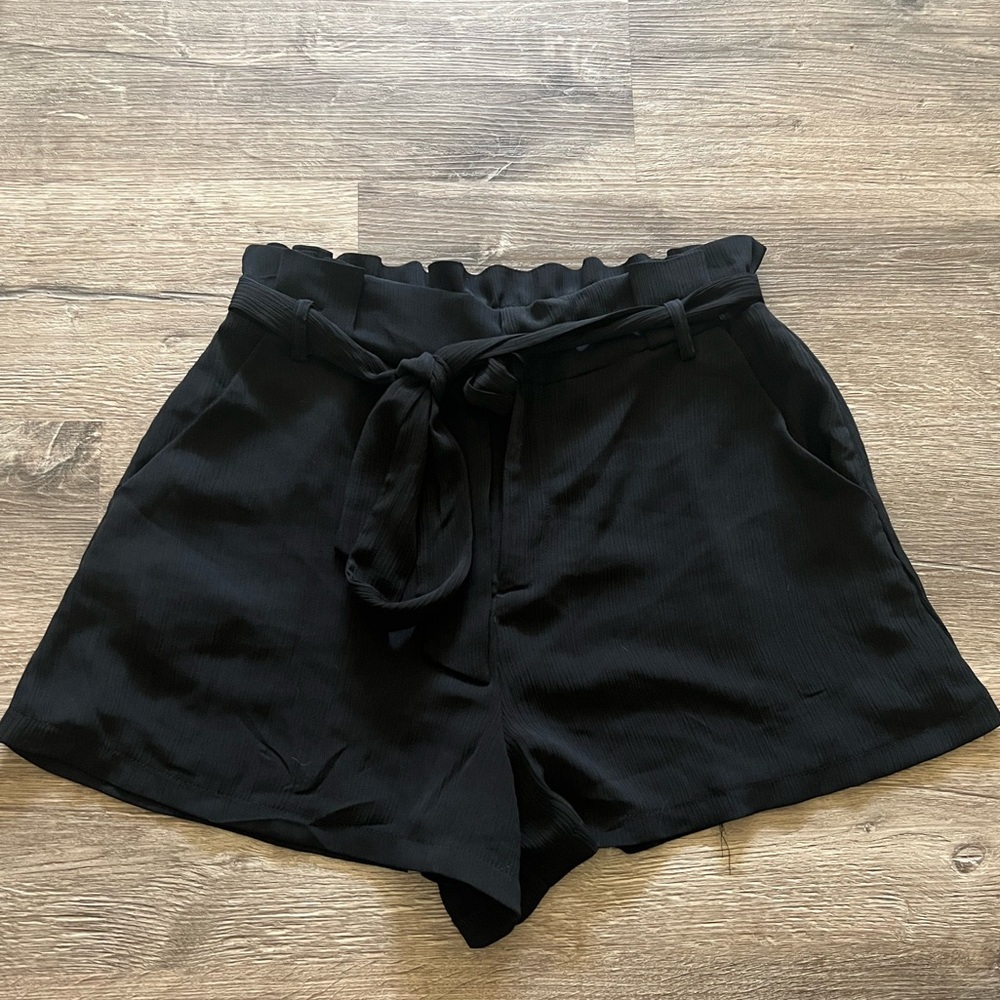 Lush paperbag shorts